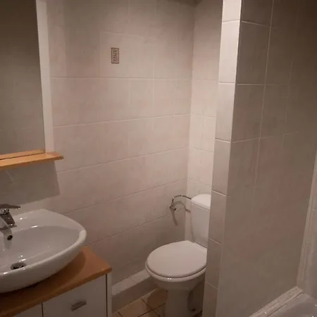 Studio Cozy For 4 Persons --strasbourg-- 스트라스부르